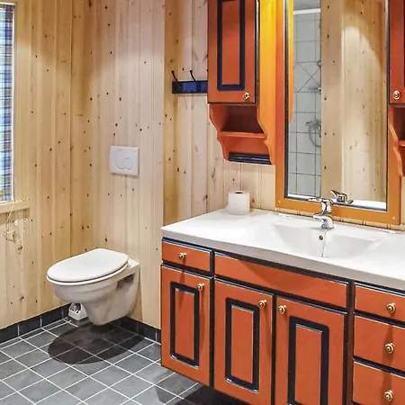 Skarsnuten Feriehus *